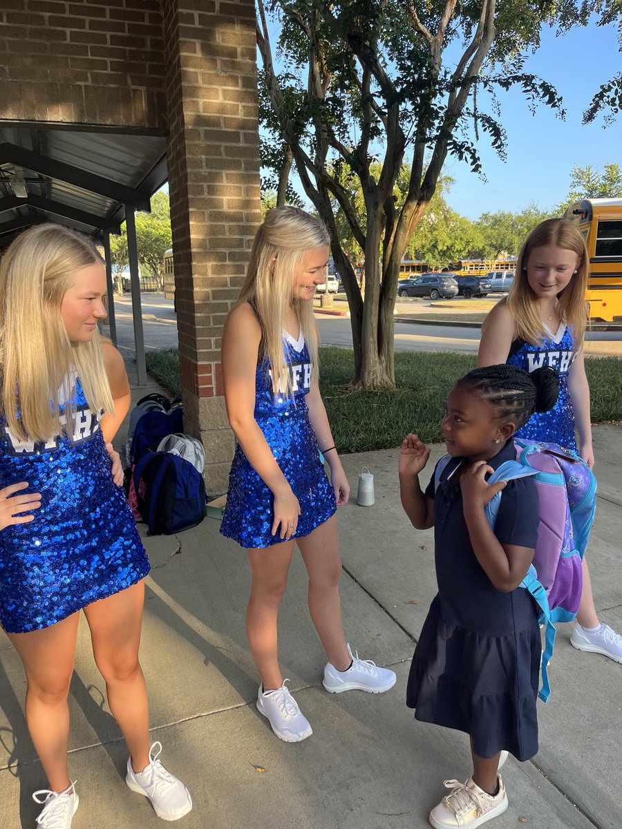 WestFelSchools's tweet photo. It was all smiles 😀 &amp; high fives ✋🏼 at BLE when WFHS football players, cheerleaders &amp; dancers greeted the students! 

#gratefel #wearewestfel #GoSaints https://t.co/P3m70uHPCL