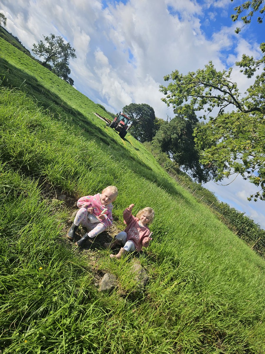 Emma Hayes tweet media