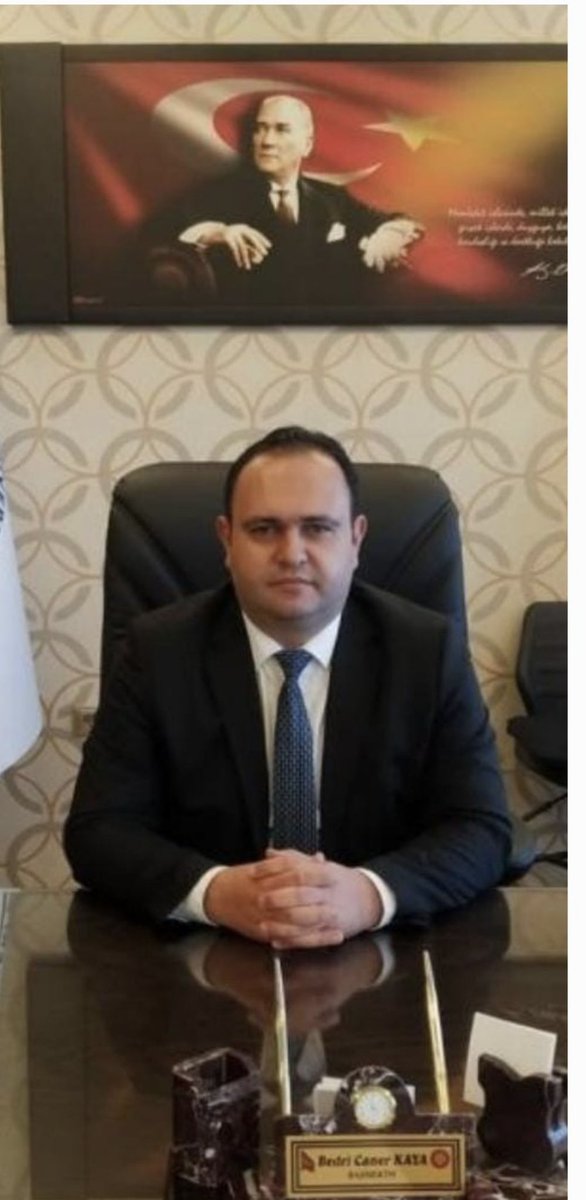 Yılardır Şanlıurfa Sağlığına Büyük Bir Özveri İle Hizmet Eden,Son İki Yıldır Mehmet Akif İnan Eğitim ve Araştırma Hastanesi Başhekimliğini Büyük Bir Başarı ile Yürüten Özel Sektöre Geçeceği için Görevinden İstifa Eden Doç.Dr.<a href="/bckaya1/">bckaya</a> Hocamıza Hizmetleri İçin Teşekkür ediyorum.