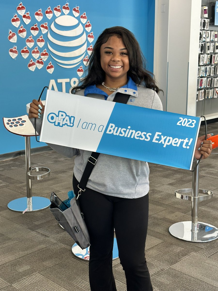 So proud of Maria Dupree. She said she’d be an expert at everything!! 
<a href="/realmccoy1988/">Connor McCoy</a> <a href="/Mike_V_Lamb/">Mike Lamb</a> <a href="/keroninc/">Keron Incarnato</a>