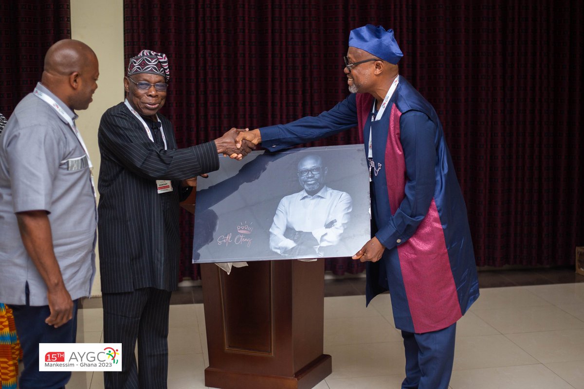 AYGConvergence1's tweet photo. Presidential Dialogue with H.E. Olusegun Obasanjo, former president of Nigeria. #AYGC #AYGC2023 https://t.co/4ZWEnKhFuy