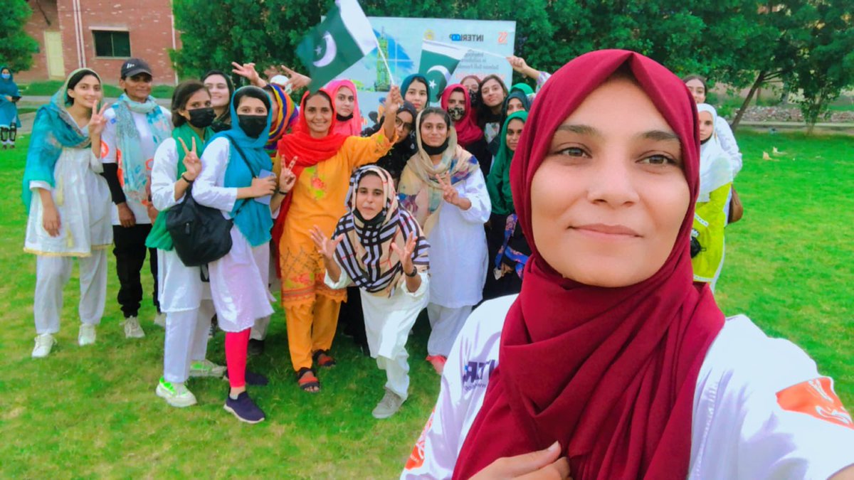FoundationSufi's tweet photo. Our awesome #WomenOnWheels of @InterloopLtd Faisalabad edition celebrating Independence Day with power of mobility that leads to financial freedom 

Proud of you girls! 

#14thAugust https://t.co/gWabIFefPA