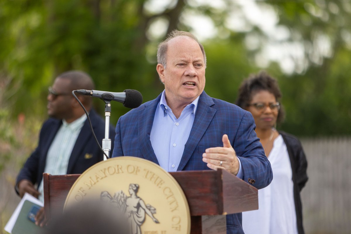 MayorMikeDuggan's tweet photo. When I ran for Mayor I had this plan that said every neighborhood has a FUTURE.

The Neighborhood Beautification Program helps us reimagine and reactivate these forgotten spaces into gathering places. Places we can all be proud of 🤝 https://t.co/QW76eTBtPD