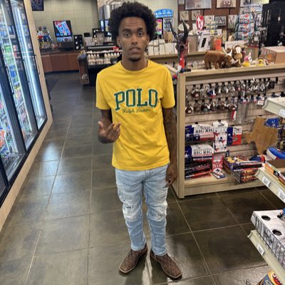 _jlane07_'s tweet photo. #NewProfilePic https://t.co/XX6SVPlnmi