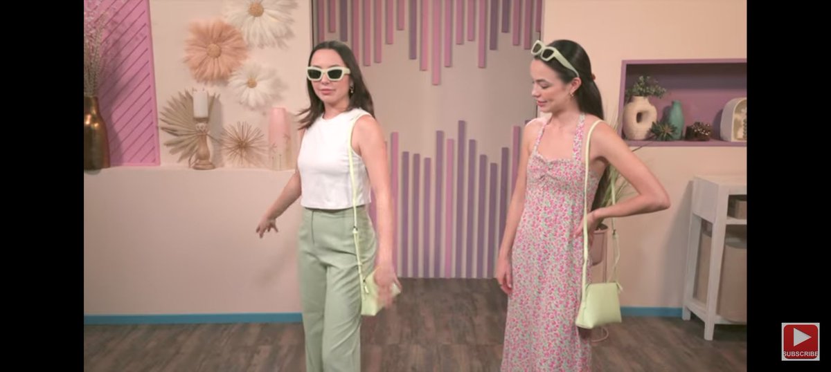 ronessaamerrell's tweet photo. ALL THE OUTFITS WERE SO CUTE LOVED THE VIDEO @veronicamerrell @VanessaMerrell @MerrellTwins https://t.co/PbrJSTt250