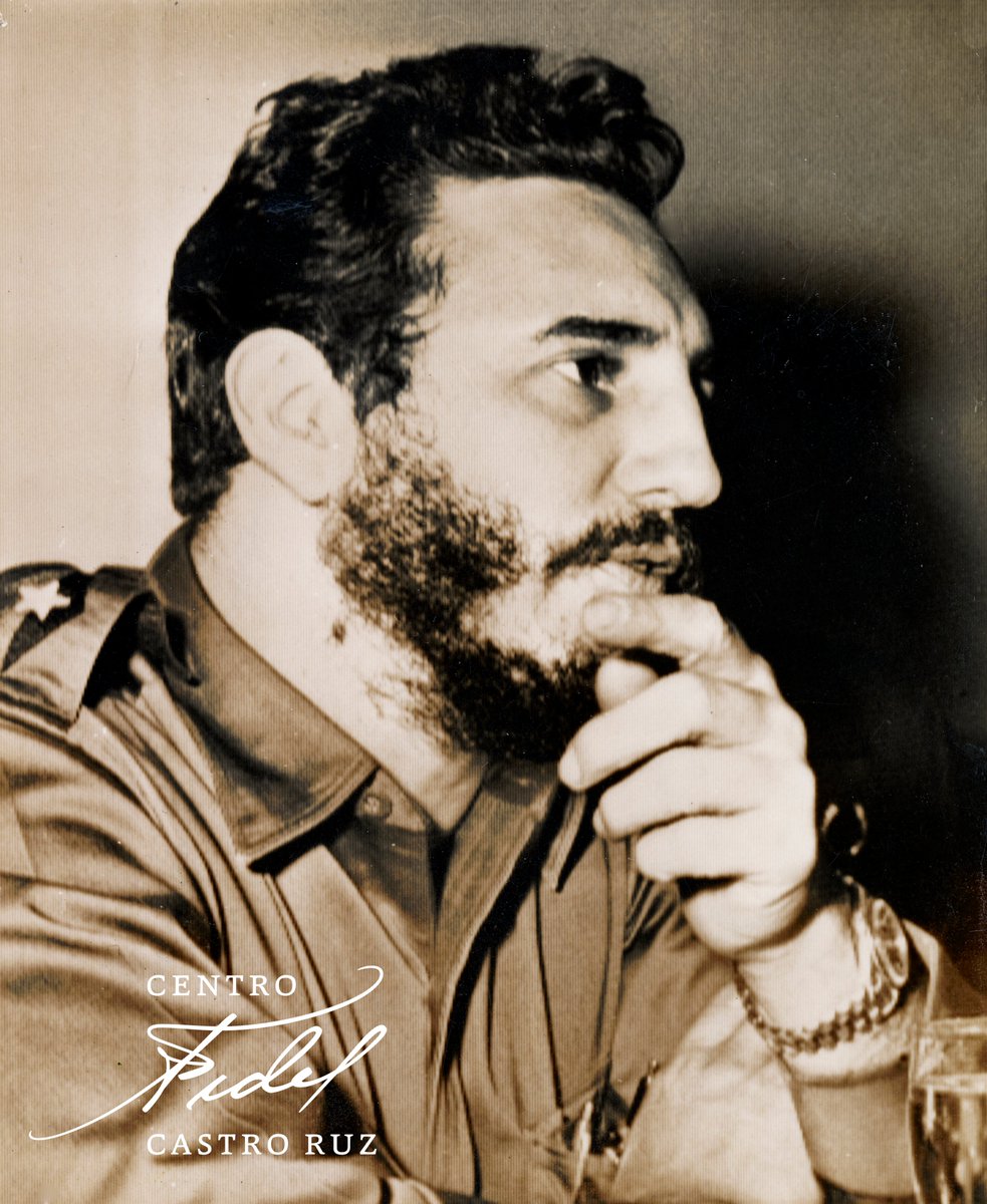 #Fidel:"Creo que es un momento muy importante en la vida de cualquier hombre cuando le importa mucho más lo que hace, las cosas que hace, que uno mismo; le importa más que se resuelvan los problemas, que uno mismo o quien consigne las realizaciones". #FidelVive