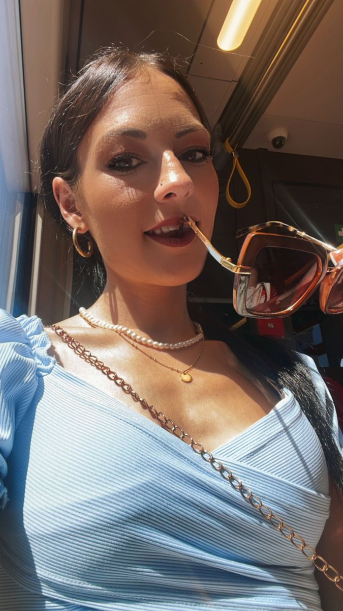 Sexy Lady Leyla tweet media