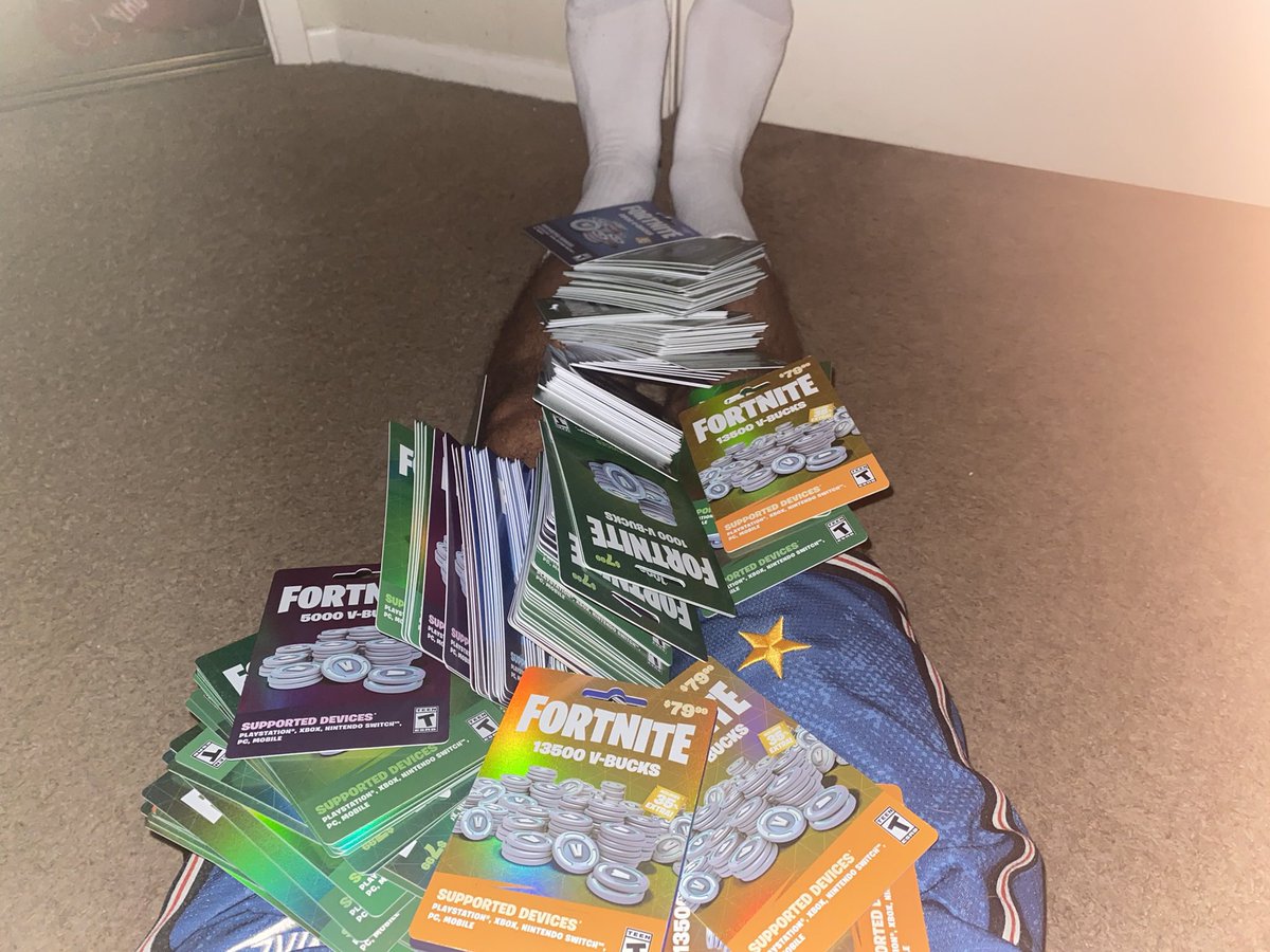 I might have enough VBucks for everyone that Likes this tweet 🤔❤️