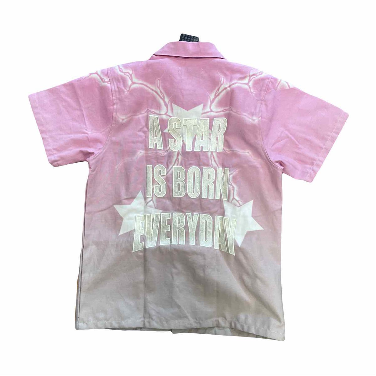 MET_STAR_'s tweet image. MS OMBRÉ DENIM PINK BUTTON UP OUT NOW! AVAILABLE IN BIO AND IN STORE ✨