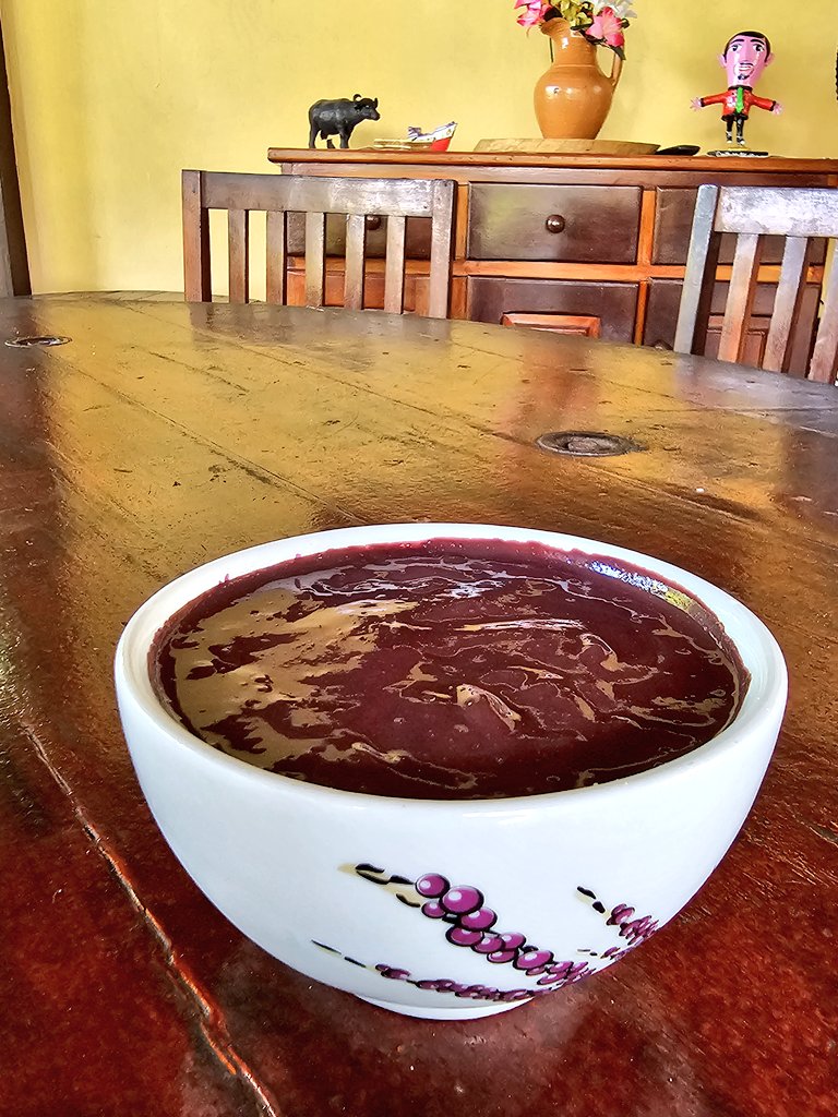 AcaiGrosso's tweet image. Esse feriado só melhora... incrível.