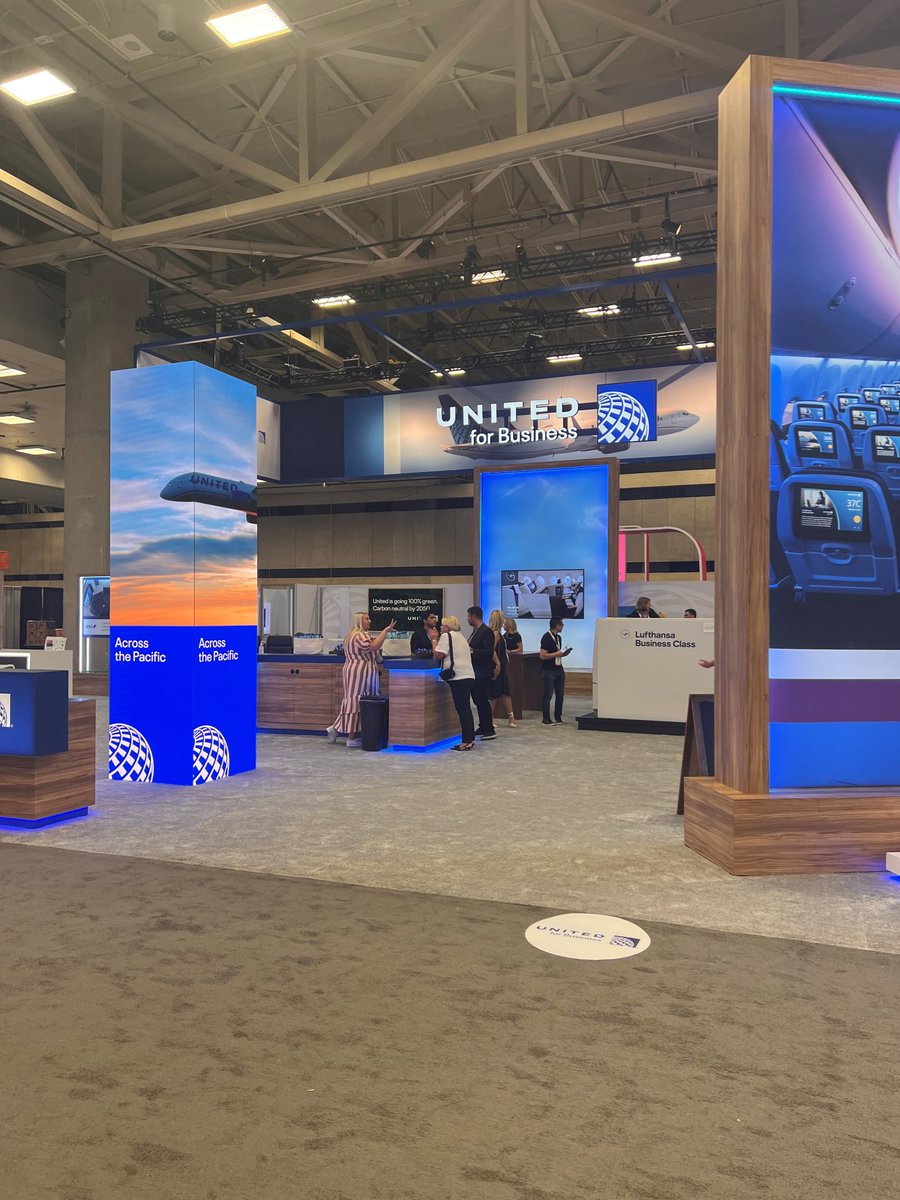GSEAV's tweet photo. At this years #GBTA2023, we partnered w/ @Derse for the @United booth, helping them stand out by offering a unique freestanding LED Wall Column Tower, utilizing #Aluvision corner tiles. Also in the booth were 98”, 86” &amp; 75” #LEDmonitors -Call us to see what we can help you create https://t.co/4DKpcaHZpN