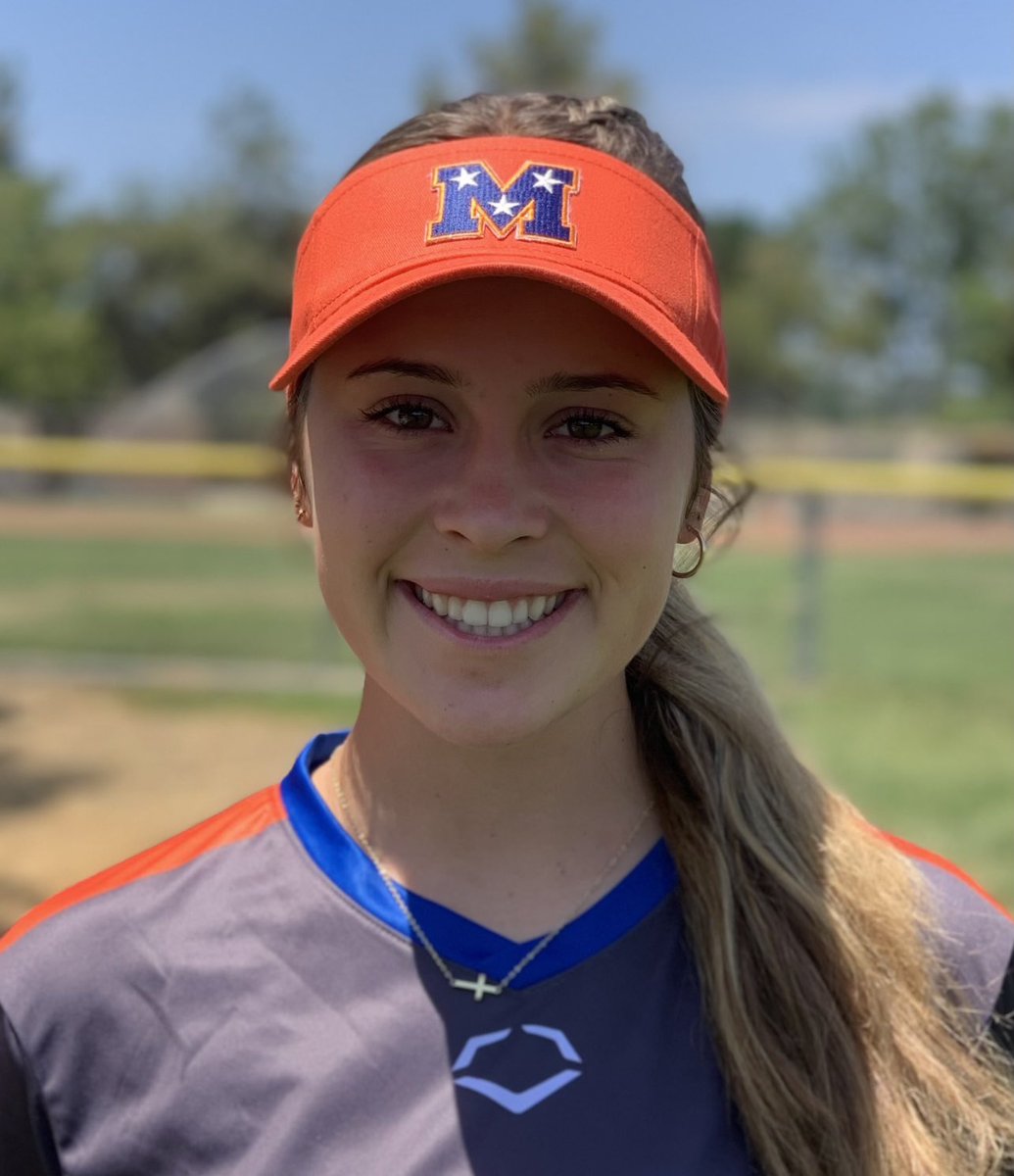 MojoPikas's tweet photo. 2024 position players.
@escobar2024 (Colorado Mesa) returns to anchor the MIF. @MoxieBarton2024 1st team all league can play IF or OF!  @Jocelyn0566 was league MVP and can play all over!  @EDuarte2024 all league and NFCA All Region selection that plays left side of the infield! https://t.co/GEw6af91HE