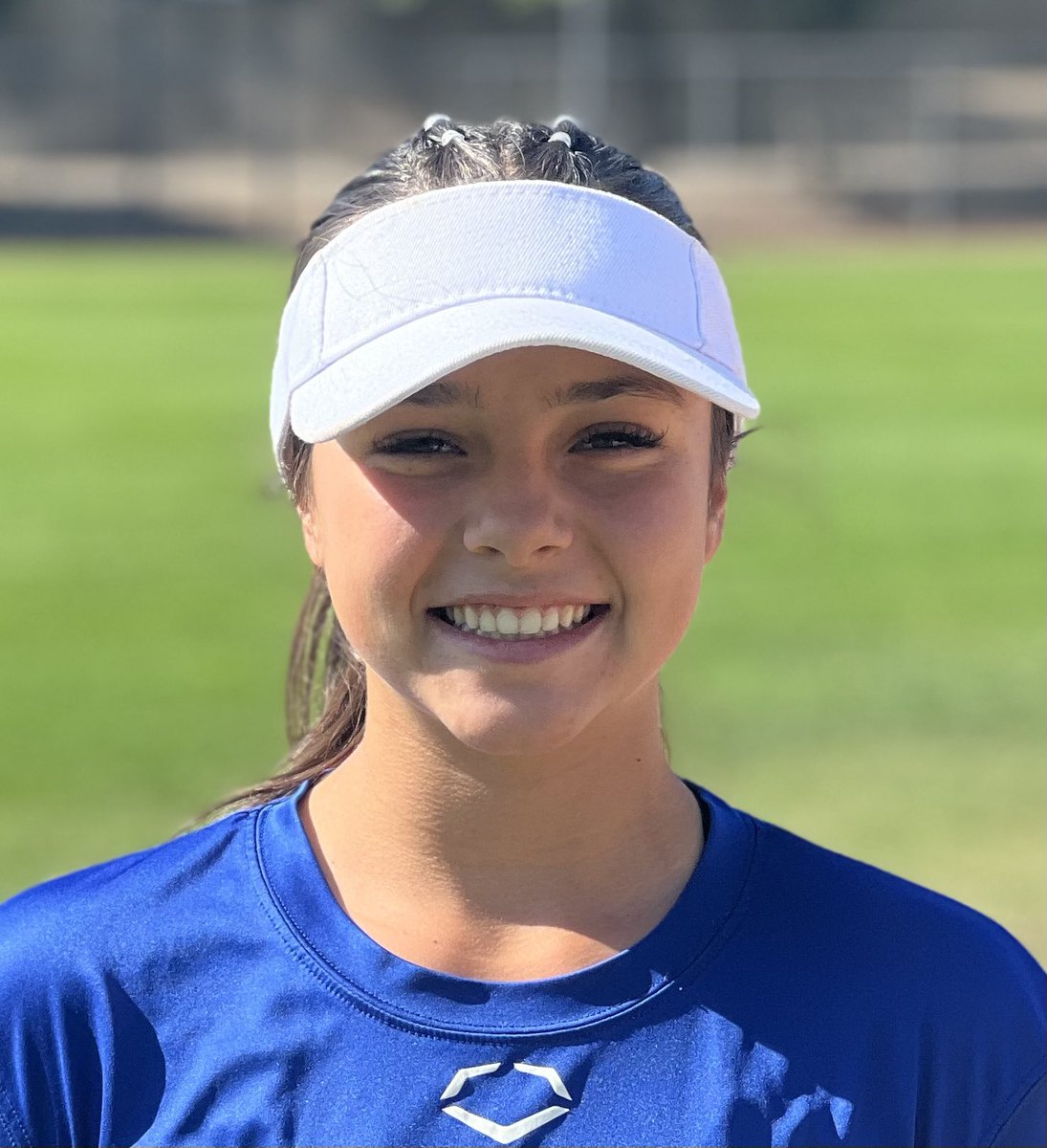 MojoPikas's tweet photo. 2024 position players.
@escobar2024 (Colorado Mesa) returns to anchor the MIF. @MoxieBarton2024 1st team all league can play IF or OF!  @Jocelyn0566 was league MVP and can play all over!  @EDuarte2024 all league and NFCA All Region selection that plays left side of the infield! https://t.co/GEw6af91HE