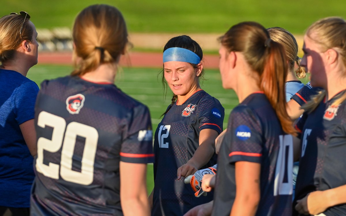 umarysports's tweet photo. SPYGLASS | Monday night @UMaryWSoccer took to the pitch for their second of two training sessions on their first day of fall camp. Take a look! #LifeAt Mary https://t.co/u4XUDUePds