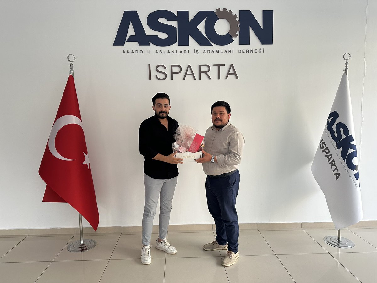 gencaskonisprta's tweet photo. Genç Askon Antalya Şube Başkanı Sn. Mustafa Ersöz ve yönetim kurulu üyelerini şubemizde ağırladık. 

Sevgili başkanımıza ve beraberindeki heyete bizleri ziyarete geldikleri için teşekkür ederiz. https://t.co/qpGuRmKpox