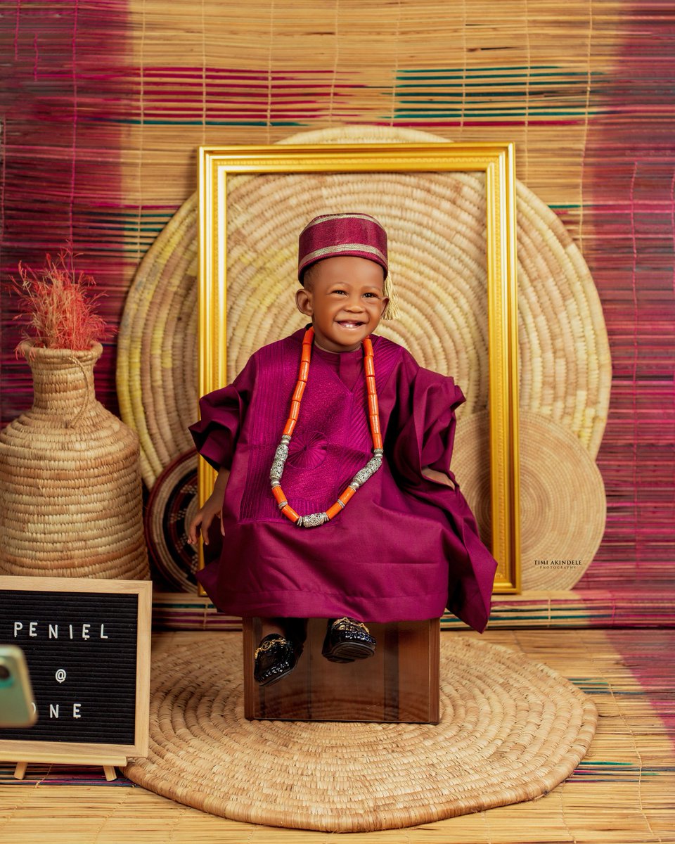 AkindeleTimi's tweet image. Peniel's FIRST birthday
 🎂 🥳 🎉 🎈 🎁 🎊 
❤️❤️❤️❤️❤️
Birthday #birthdayshoot #boy #firstson #boychild #birthdayboy #ibadan #photography #photographer #ibadanstudio #baby #babyphotography #firstbirthday #babyphotographer #5yearold #newborn #maternity #studio