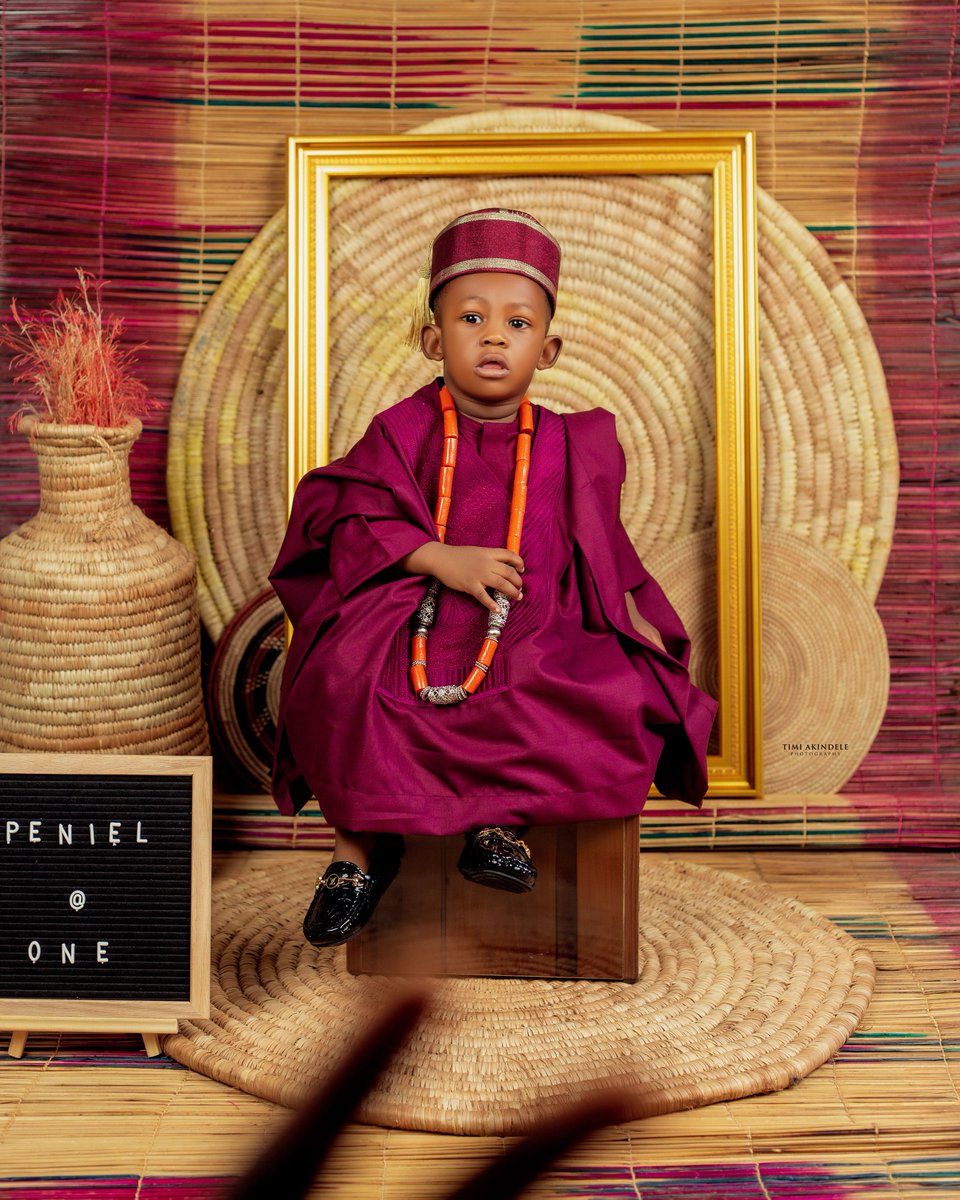 AkindeleTimi's tweet image. Peniel's FIRST birthday
 🎂 🥳 🎉 🎈 🎁 🎊 
❤️❤️❤️❤️❤️
Birthday #birthdayshoot #boy #firstson #boychild #birthdayboy #ibadan #photography #photographer #ibadanstudio #baby #babyphotography #firstbirthday #babyphotographer #5yearold #newborn #maternity #studio