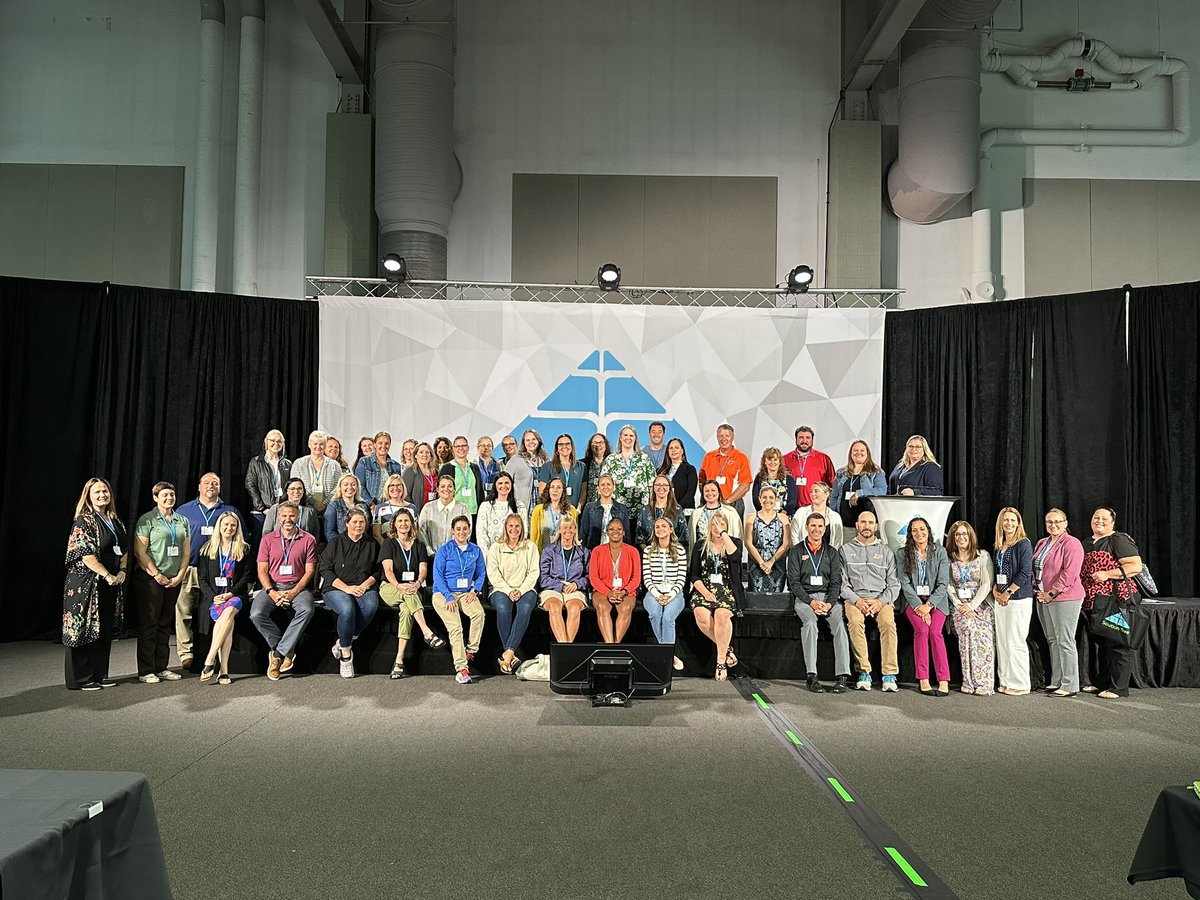 CiTi_BOCES's tweet photo. More than 75 educators from 4 Oswego County School Districts and CiTi BOCES attended the Professional Learning Communities Conference in Syracuse! 🍎👨‍🏫🧑‍🏫👩‍🏫#LifelongLearners #Community #BuildYourFuture #Educators https://t.co/Wi82EKrzEb