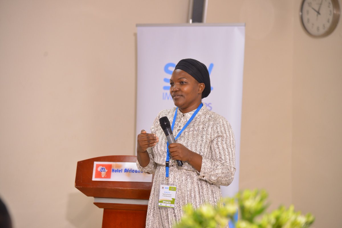 crafteastafrica's tweet photo. Special thanks to our dynamic speakers and panelists- @ByeffeFoods, @darling_ug, @jackiearinda, Joseph Okee, @RonaldDenis, Rogers Gooloba and @kiraboaggie, for sharing their knowledge, insights &amp; perspectives.

#YouthAgriculturalConference23 #InternationalYouthDay2023 https://t.co/EYYSz1tpQ8