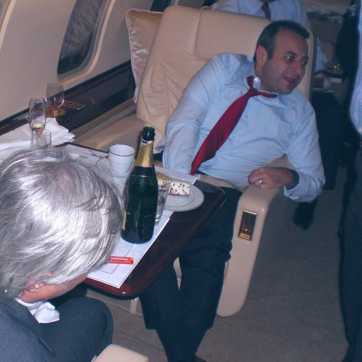 Özel Uçağında Şampanyası
Eksik Olmayan, Milletin Değerlerine
Yabancı, İslam Düşmanı
Sarhoş Bir Ahlaksızı Devleti Temsil Yetkisi ve Makamında
Daha Ne Kadar Tutacaksınız ? <a href="/Akparti/">AK Parti</a> , <a href="/RTErdogan/">Recep Tayyip Erdoğan</a>
<a href="/ErdemOzveren571/">Erdem Özveren</a>