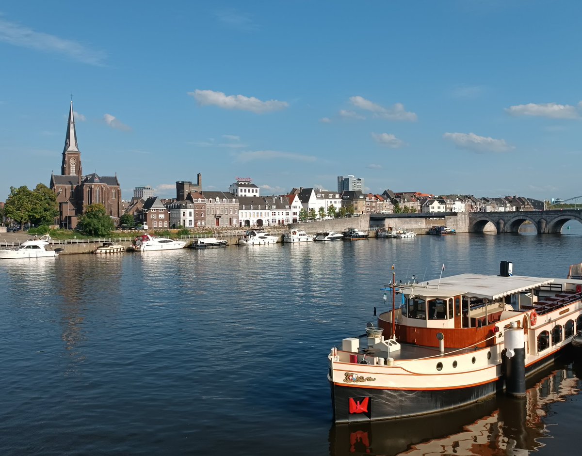 Maastricht #Europe #eu #europa #Netherlands #maas #travel