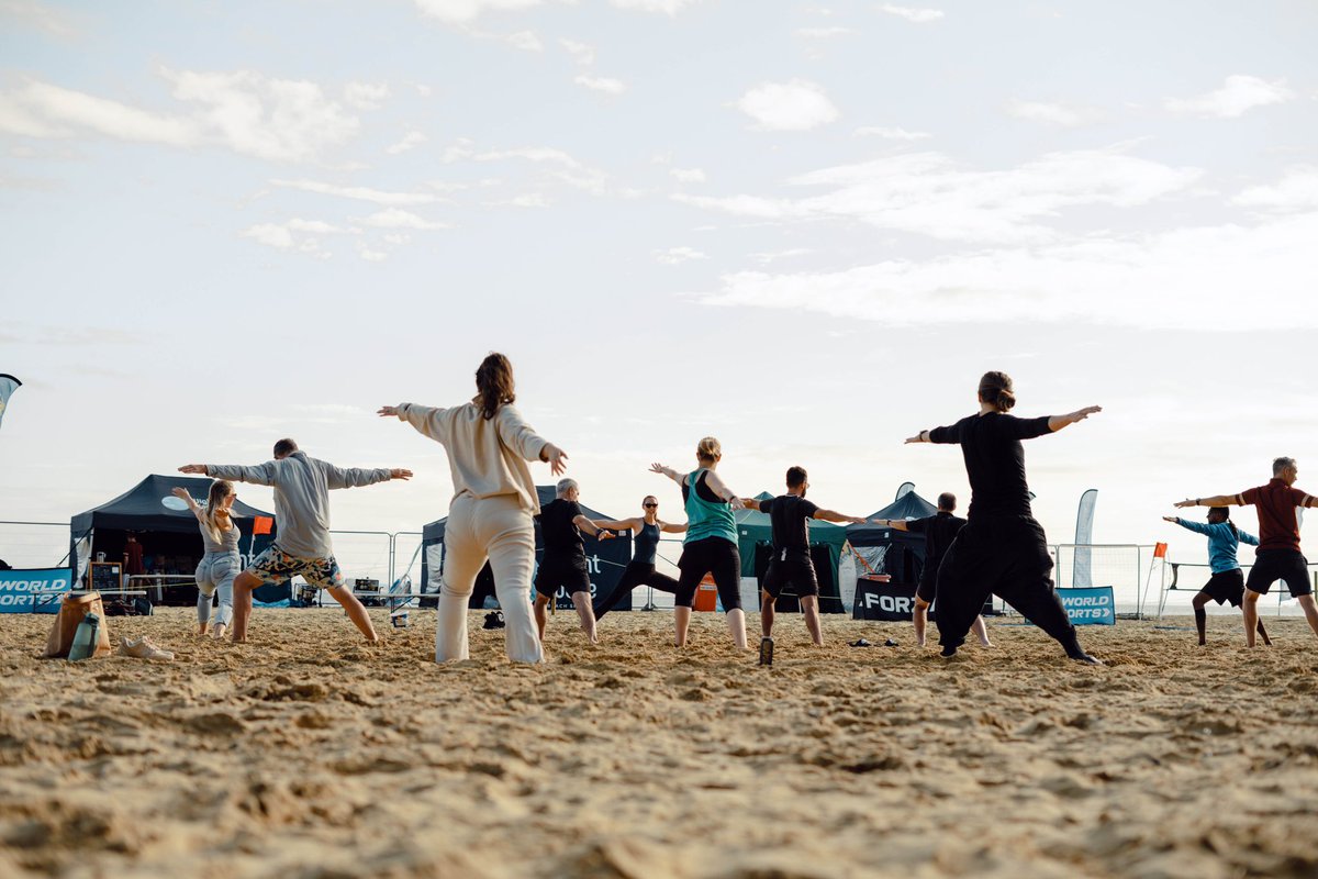 EliteBeachSport's tweet photo. WE LOVED YOGA STRETCHES ON THE BEACH ๐ง๐พ๐ง๐ผโโ๏ธWITH THE LOVELY EMMA HUMFREY ๐ซถ @emmahumfrey
Thank you for sharing those benefits๐๐ง๐ผโโ๏ธ๐ง๐พ
#wightwave #yogastretch #yogaforall #beachsports #beachsoccer #beachvibes https://t.co/cs6vG1mblN