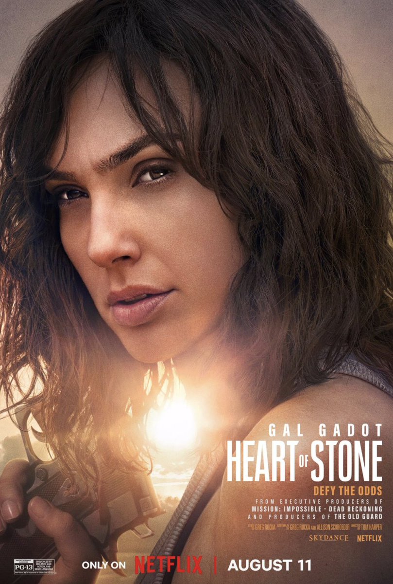 Portland screenwriter Greg Rucka has a thriller on Netflix, HEART OF STONE, with Gal Gadot. It’s got strong James Bond vibes. Pretty damn fun. imdb.com/title/tt136039…