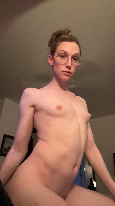 It&rsquo;s cuz I enjoy people watching me😈 https://t.co/2pcwBcSAMc