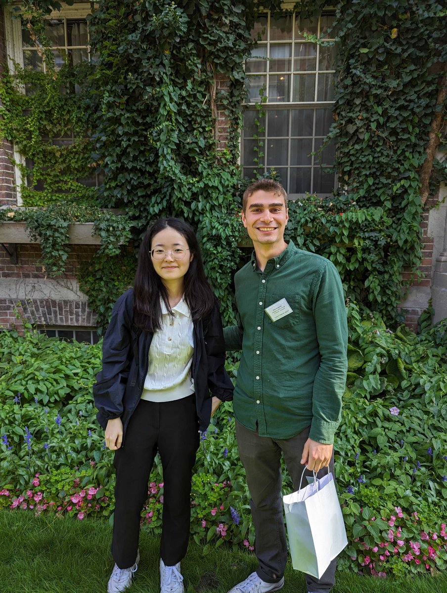 Congratulations to undergraduate student, Heewon, and graduate student, Eloi, for winning awards for their presentations at the Climate Positive Energy Research Day last week! @UofT_CPE