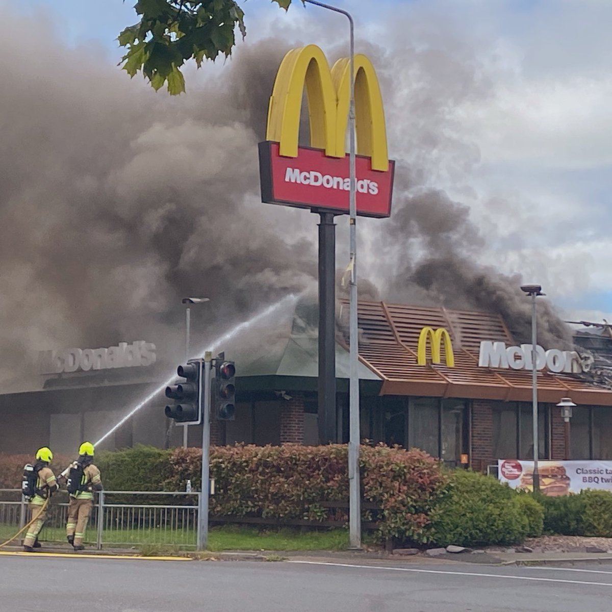 SIPTU's tweet photo. 🚨 SIPTU retained firefighters responding to all major incidents and life threatening calls while we await outcome of WRC talks tomorrow. 

📍Newbridge, Co Kildare. 

Follow #FireStrikes for updates. https://t.co/jMYYcNvnGW
