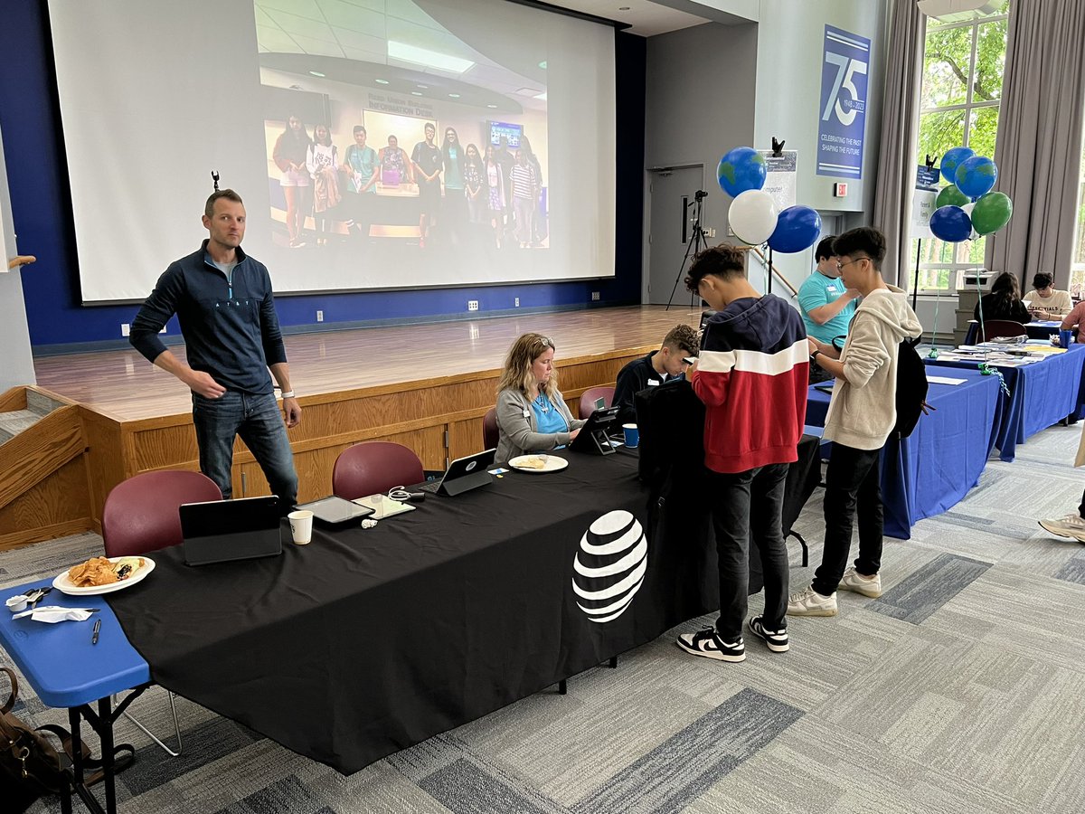 Trevor Twitty (@trevortwitty) on Twitter photo Great to be back <a href="/PSBehrend/">Penn State Behrend</a> to help their International students set up their wireless needs! <a href="/TrayeValentine/">Traye Valentine</a> <a href="/kuhn3/">Kevin Kuhn</a> <a href="/JonathanKatsia1/">Jonathan Katsiadas</a> #lifeatatt Great to be back <a href="/PSBehrend/">Penn State Behrend</a> to help their International students set up their wireless needs! <a href="/TrayeValentine/">Traye Valentine</a> <a href="/kuhn3/">Kevin Kuhn</a> <a href="/JonathanKatsia1/">Jonathan Katsiadas</a> #lifeatatt