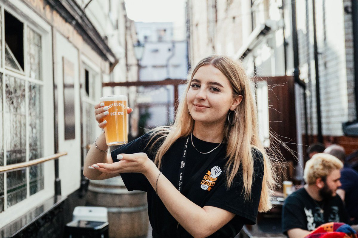 Right, who wants to play a game of guess the guest? What’s Nadia serving us today? If we had to guess we’d probably go for something from @Ilkleybrewery - regulars on the taps and always a firm favourite…what do you think? 🤔