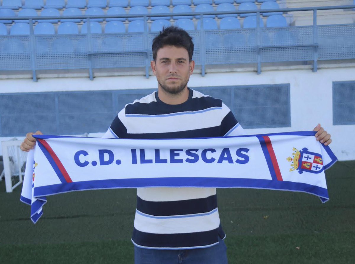 🔵 PEPE SÁNCHEZ TESTILLANO (<a href="/PepeST93/">Pepe Sanchez</a>)  ENTRENARÁ A NUESTRO CADETE A 🔵

Pepe llega a nuestro club con ganas de dirigir al equipo en División de Honor Cadete y hacerles crecer durante este bonito año que nos espera juntos. 

#CanteraIllescana