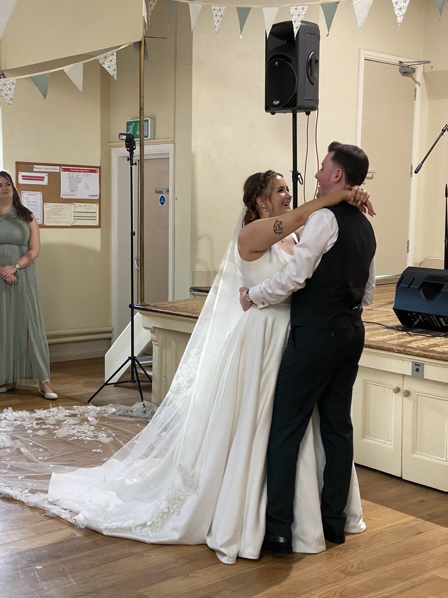 City of Chester Bluecoat Band (@devabrass) on Twitter photo Last Saturday the band had a wonderful time celebrating the marriage of our assistant principal cornet player, Sarah, to her husband Nathan π€
Thank you both for asking us to be apart of your special day. We wish you both a life time of happiness and love π₯ Last Saturday the band had a wonderful time celebrating the marriage of our assistant principal cornet player, Sarah, to her husband Nathan π€
Thank you both for asking us to be apart of your special day. We wish you both a life time of happiness and love π₯