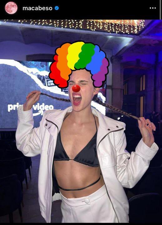 PopcornPoker543's tweet photo. @morganf65019089 @macabeso @PrimeVideoLat @EstiloDF @HouseofHerrera @VIX @Univision @PUMAmexico @etam_france @QuienMexico No demora en salir en historias pidiendo sutilmente q vean la serie diciendo q hará alguna dinámica y regalará ctas @PrimeVideoLat o alguna 📸 colgandose de otras q ya sabemos quien será @macabeso cada dia DEMOSTRANDO l 👎q seguiraa cayendo y #DECEPCIONANDO a l q t qda d #FADOM https://t.co/wGOvPVVv47