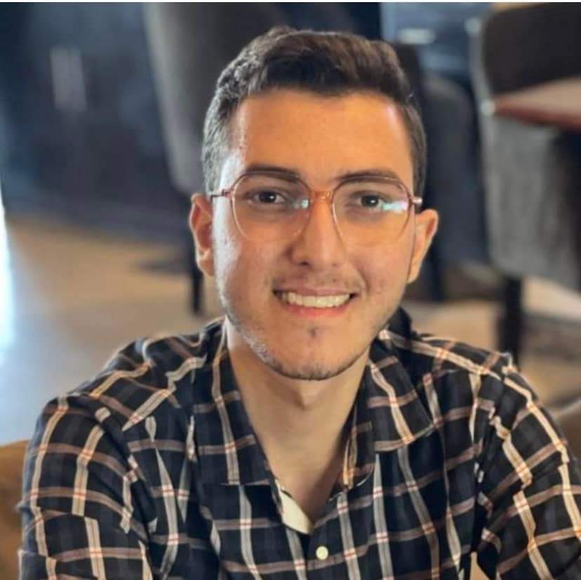dentalstudentun's tweet photo. دعواتكم بالشفاء العاجل لزميلنا محمد علي ( الفرقة الثالثة برنامج مانشيستر ) و الذي يمر بأزمة صحية حرجة جدا 💔 https://t.co/PiklpbaU0F