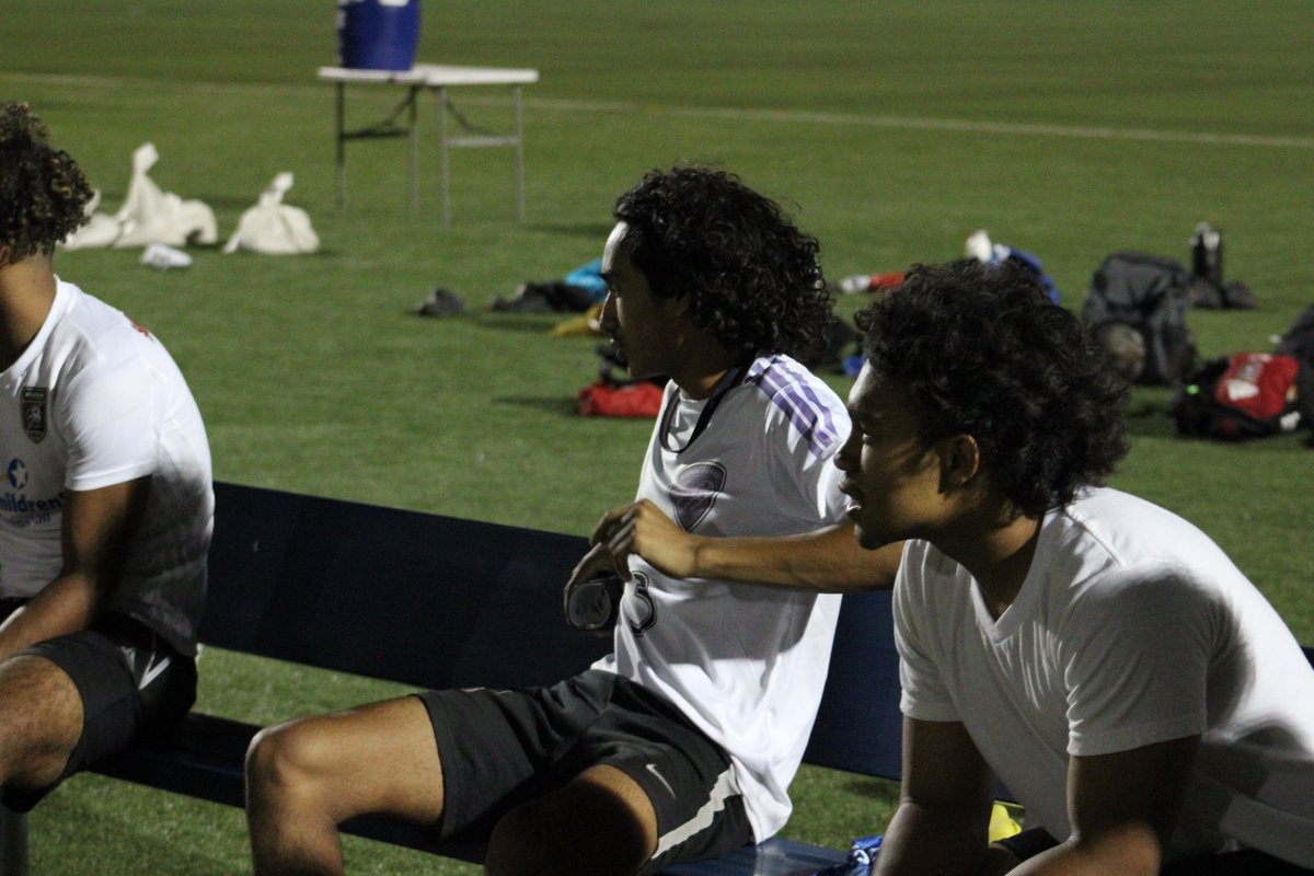 Martinez_Seba24's tweet photo. had a great time💜 @mixtumunited vs. @bellcountyfc https://t.co/EHvSE0El3l