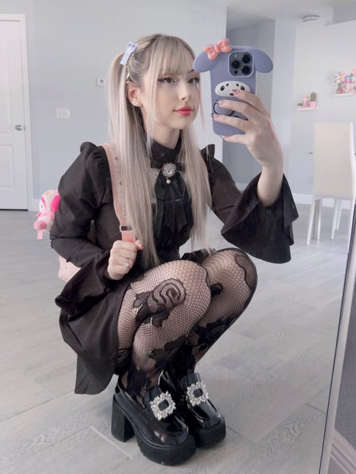 Can I be your goth gf and watch horror movies on Netflix with you? https://t.co/BmFMdjogWE<a href="/tag/goth"class="tags"><span>#goth</span></a><a href="/tag/gothgf"class="tags"><span>#gothgf</span></a>