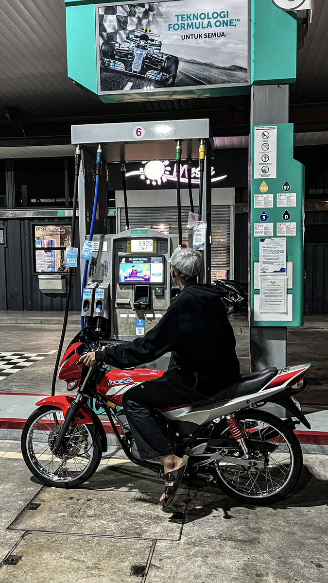 rifqibaker's tweet photo. bike appreciation post🥰 https://t.co/Tggb9B0QLA
