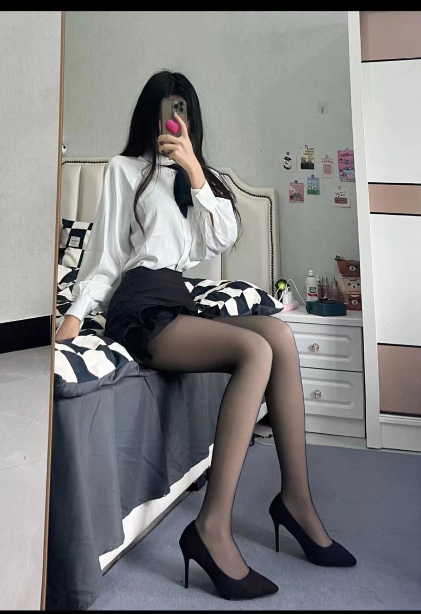 arrack_669's tweet photo. Would you like to get into bed together tonight?  #西安 https://t.co/7WhcMH8iBy