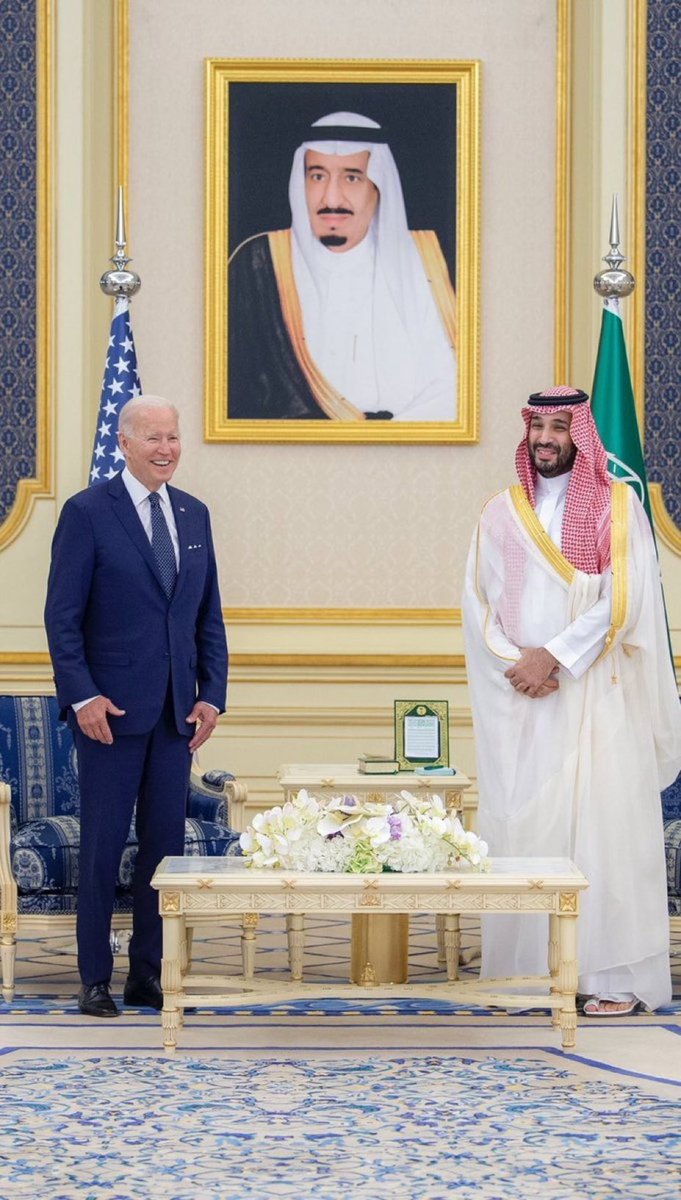 بلومبيرغ :

 طوال عمله رئيسا للولايات المتحدة خلال العامين الماضيين تعلم جوزيف #بايدن درساً قاسياً في كيفية التعامل مع #ولي_العهد السعودي #محمد_بن_سلمان فالعامان الماضيان أثبتت أن التوترات السياسية بين الدول العظمى تمنح نفوذاً لقوى أقل في جميع أنحاء العالم.

bloomberg: