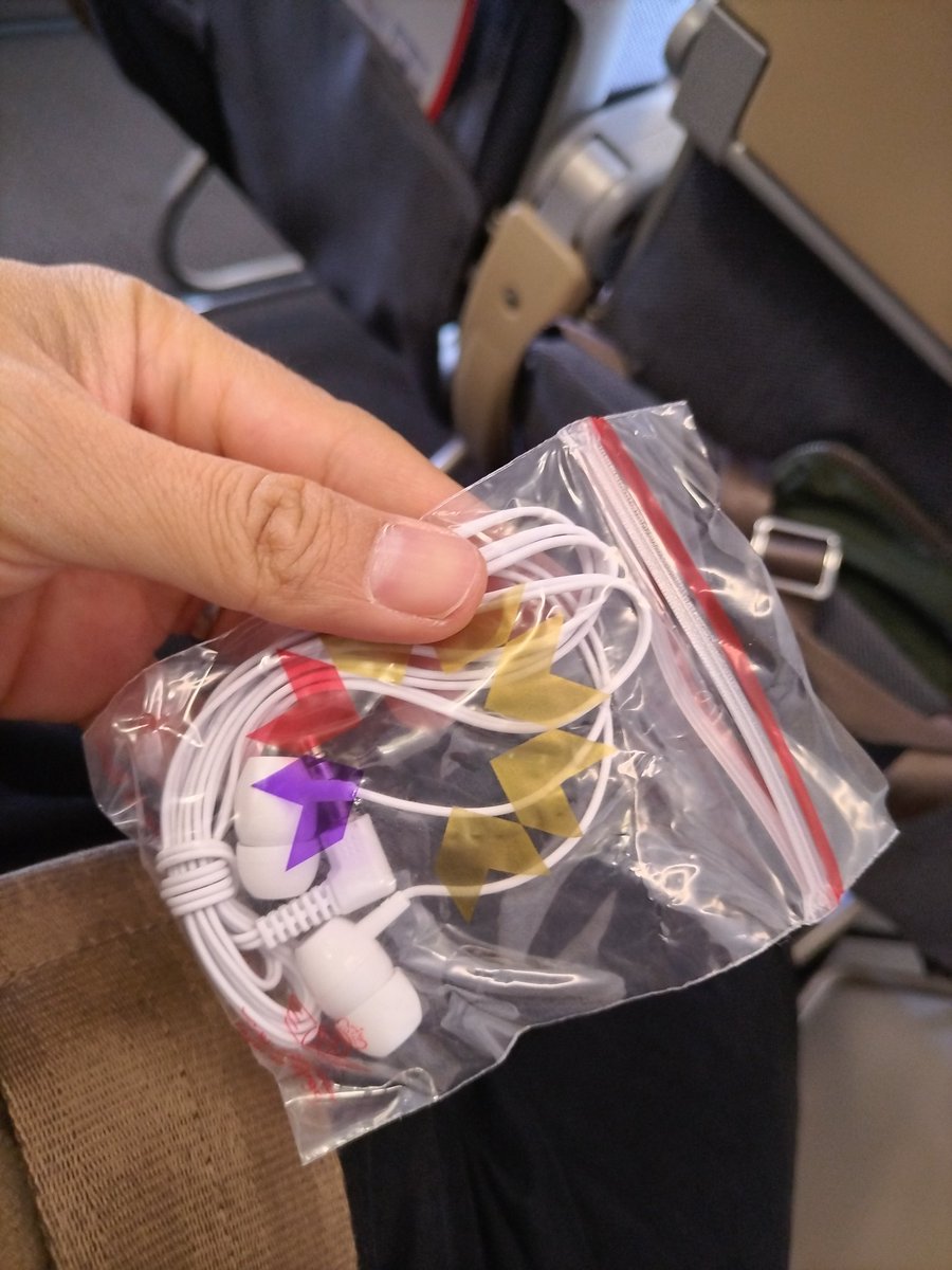 ImadOUAZZANII's tweet photo. What's a pleasure travelling with @royalairmaroc

I forgot my headphones 🎧 and they give earphone to enjoy displayed #movies 🎥

I've chosen Jhon Wick chapter 4 then got served beef 🥩 and Moroccan tea 🍵 

#WeAreMore #WeAreMorocco #Be_distinctive #Be_Proud https://t.co/86NlSbGVjZ