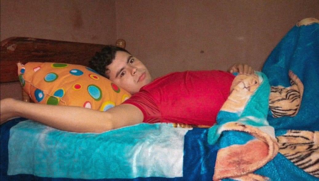 AraRamirez03's tweet photo. No pude dormir.
Soñé que me pagaban un dinero que me debían💔 https://t.co/Tgzdd1akth
