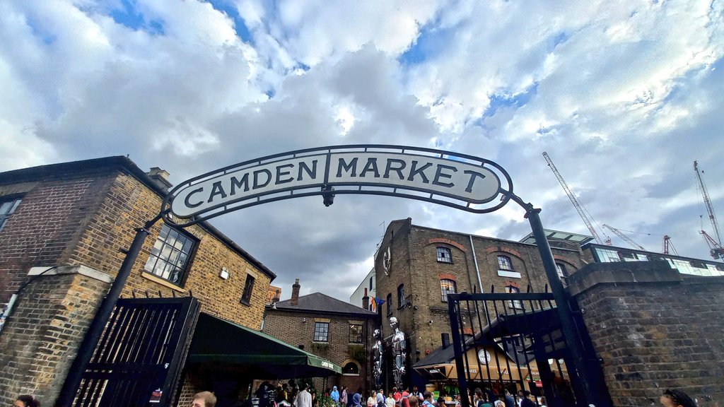 Simona_Ti's tweet image. The Market..💙🇬🇧

#travel #tourism 
#CamdenMarket #London