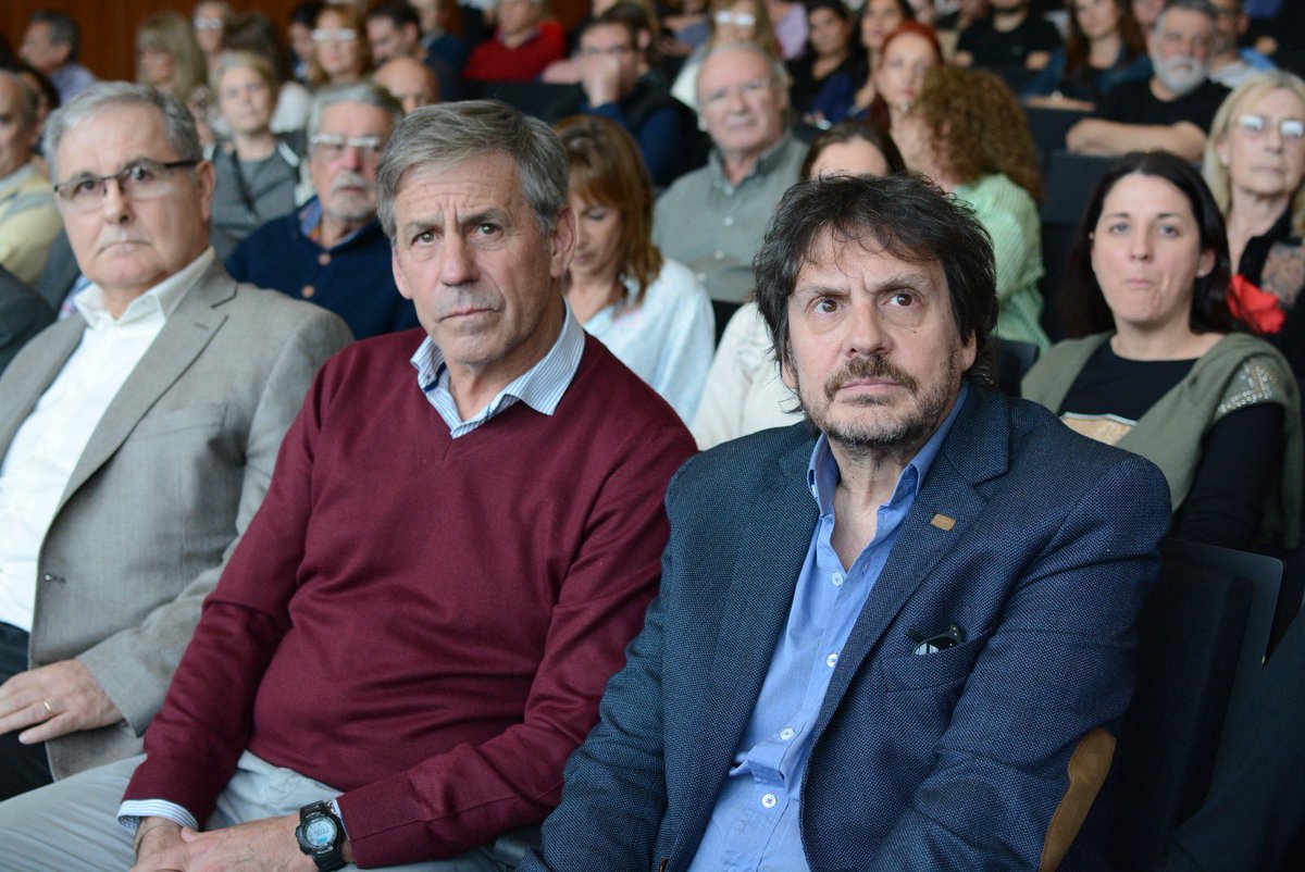 Un gusto recibir en #SantaFeCapital a <a href="/FelipePigna/">Felipe Pigna</a>, historiador, escritor y periodista. 

En el marco de los 450 años de nuestra ciudad, compartimos ideas y experiencias sobre los tiempos que vivimos en Argentina y América Latina.