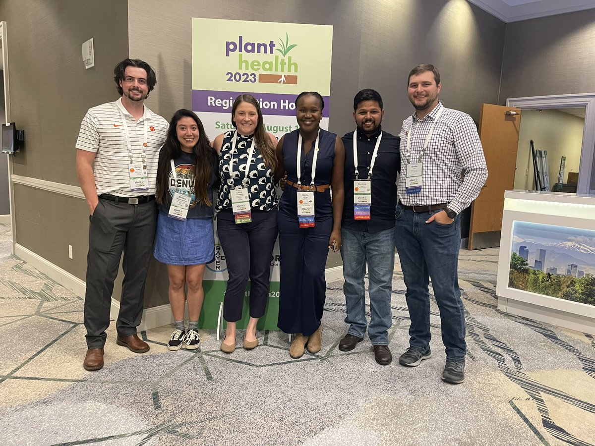That’s a wrap for our lab at #PlantHealth2023
Feeling inspired for discovery in the next year, and excited for #PlantHealth2024