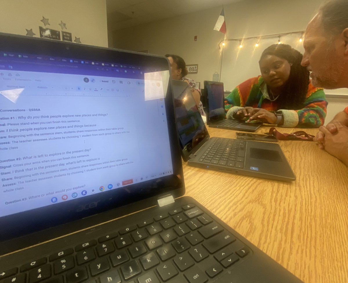 SunnyVosburg's tweet image. Our @StaffordSpartn social studies teams are purposely planning for daily structured conversations to increase speaking &amp;amp; writing opportunities for our Spartans. 🎉🗣️ #QSSSA @FISD_EB