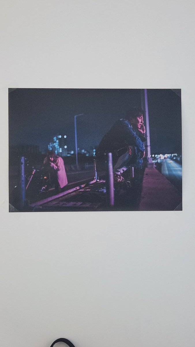 어제 다녀왔는데 너무 예뻤어요ㅜㅠ 영상도 다양하게 틀어주셔서 보는 재미도 있었고 정성이 담긴 카페라는게 느껴져서 너무 좋았습니다!! 이런 이벤트 열어주셔서 너무 감사합니다!!
#여름극장을_지킬_보호자
#8월15일_보호자_대개봉
#A_MAN_OF_REASON