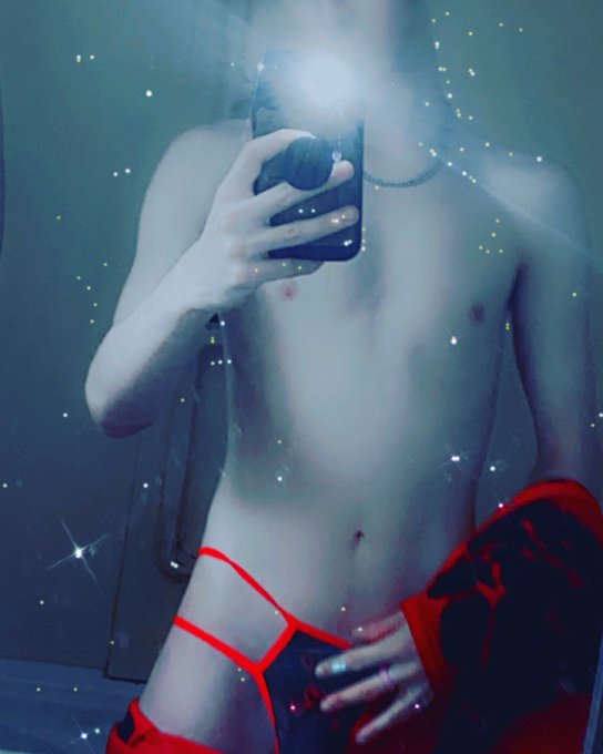 Taking applications Dm me for more info 🤷🏻&zwj;♂️😈🥵 https://t.co/6ruSTh5e8l<a href="/tag/newprofilepic"class="tags"><span>#newprofilepic</span></a>