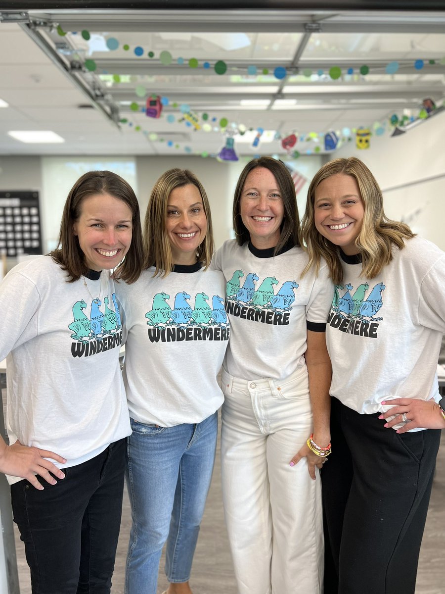 meyerreaders's tweet photo. We can’t wait to get started with all of our amazing second graders tomorrow! It’s going to be a great year Windermere Hawks! 
💙💚 https://t.co/9jm0n7UkdB